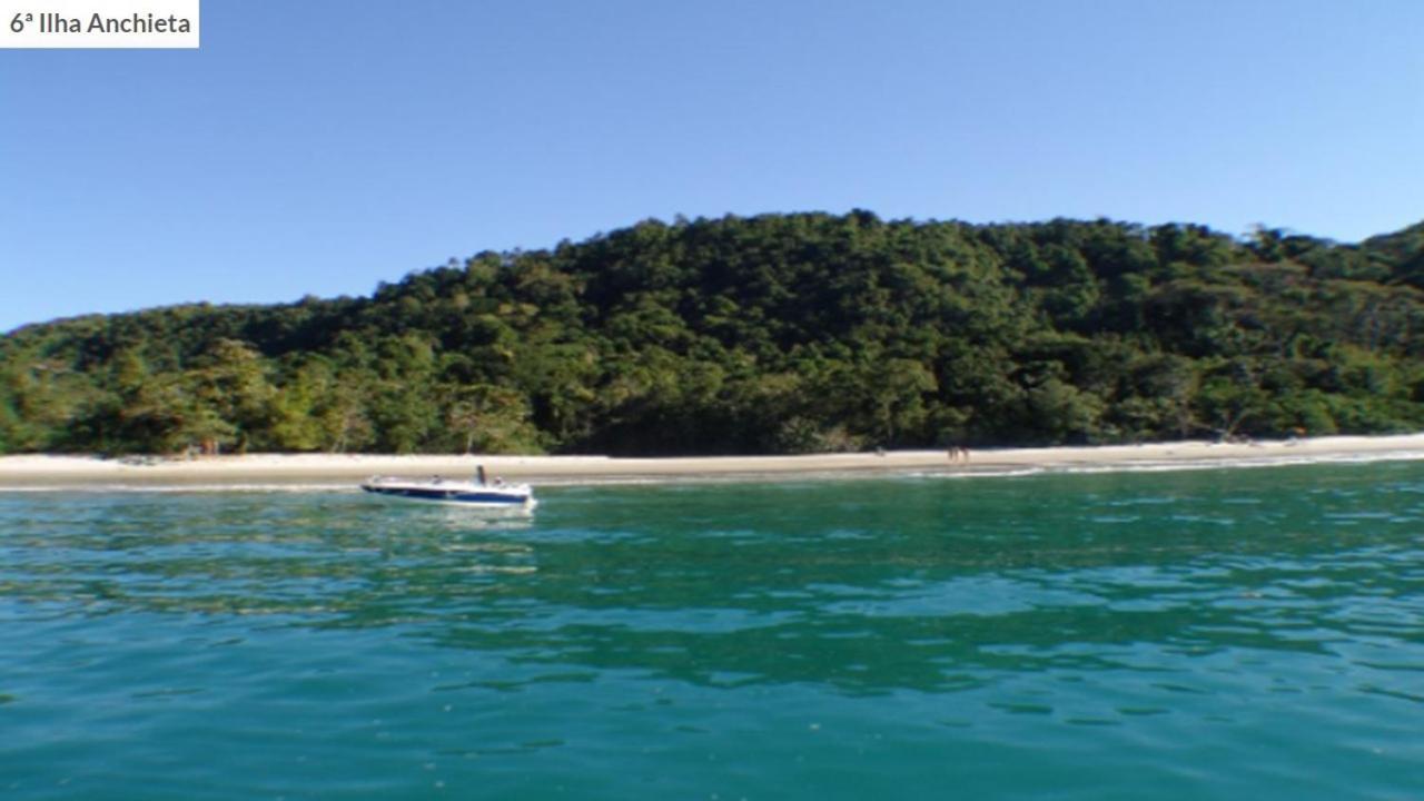 Apartamento Ubatuba: Praia Grande Beachfront Retreat Exterior photo
